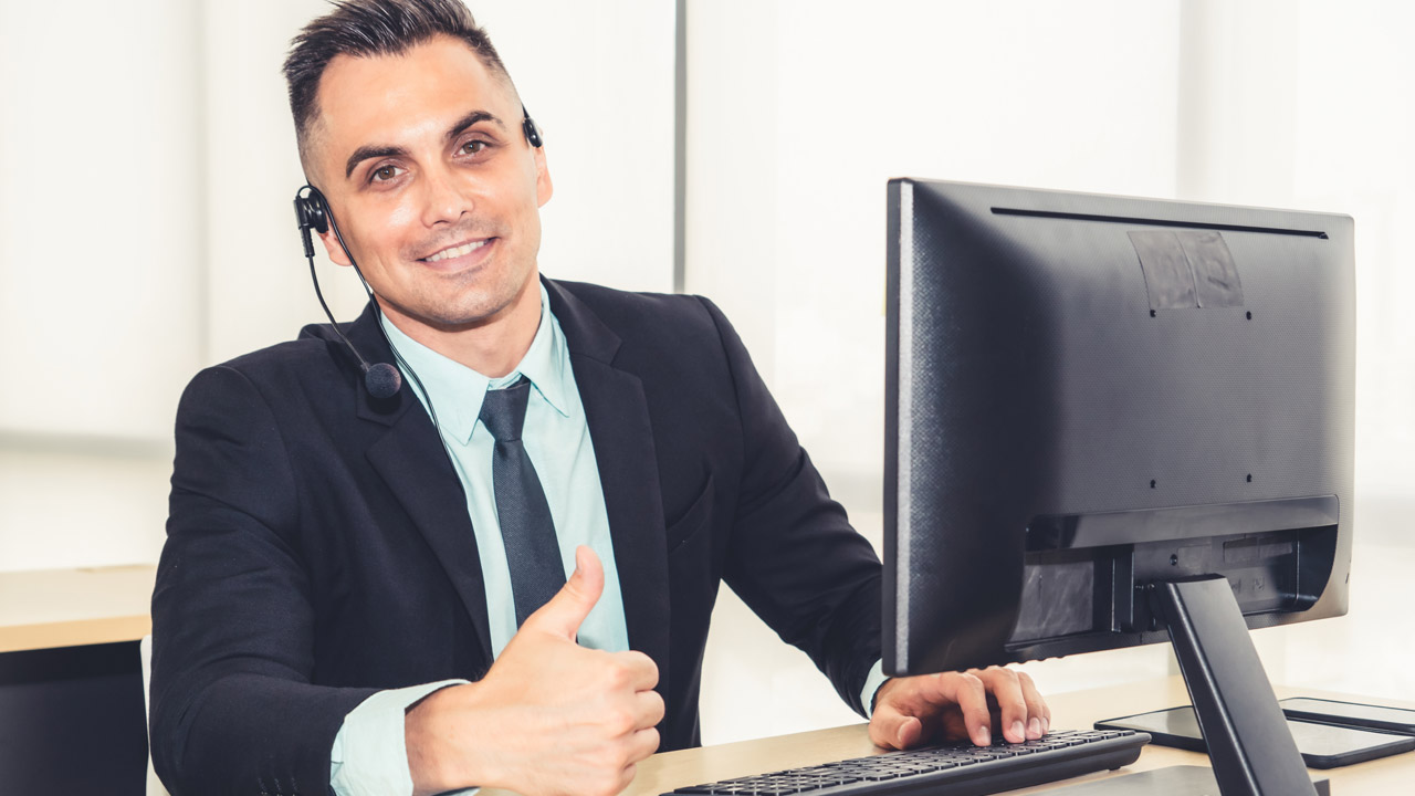 網站在線客服係統雙端登錄功能齊全，滿足個性化需求