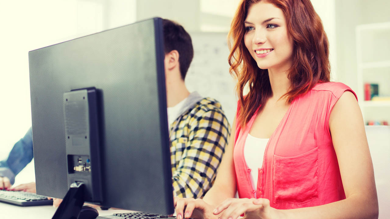 客服係統官方網站打造特色化平台，解決核心問題