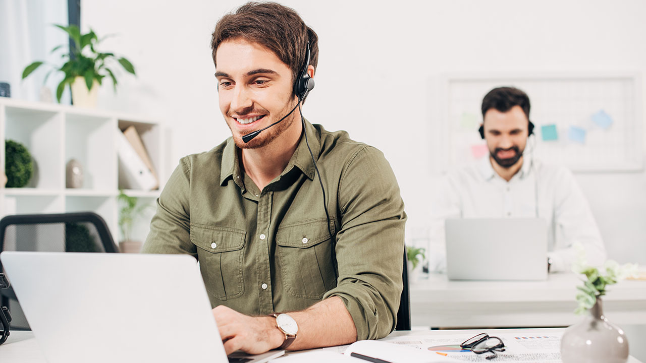 呼叫中心AI智能語音有什麽特點?3方麵為企業帶來價值